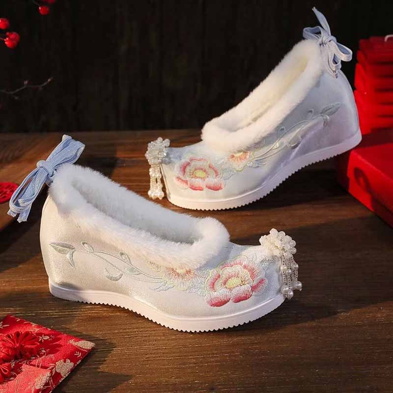 ไซส์ใหญ่พิเศษสำหรับผู้หญิง 41  - Winter Cloth บทวิจารณ์และราคา